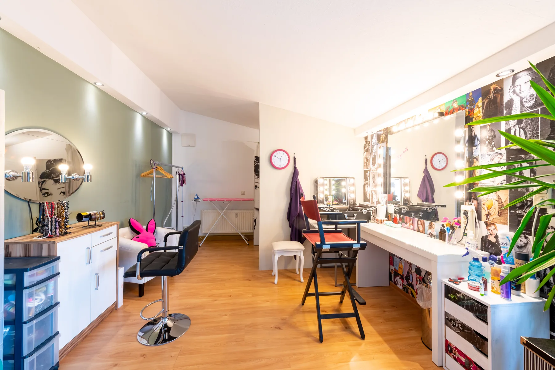 Make-up and preparation area